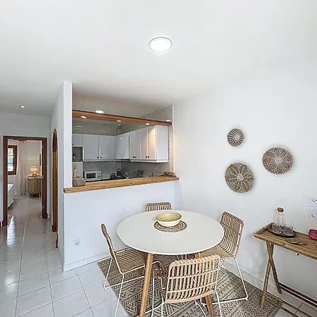 Apartment Con Piscina Ss20 *